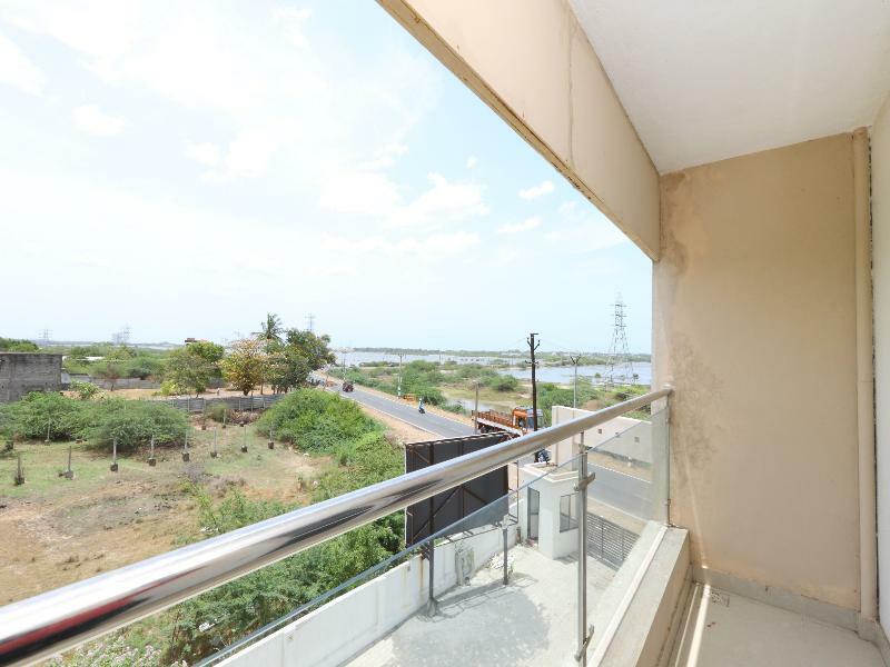 Oyo Flagship 14716 Omr Kelambakkam Hotell Chennai Eksteriør bilde